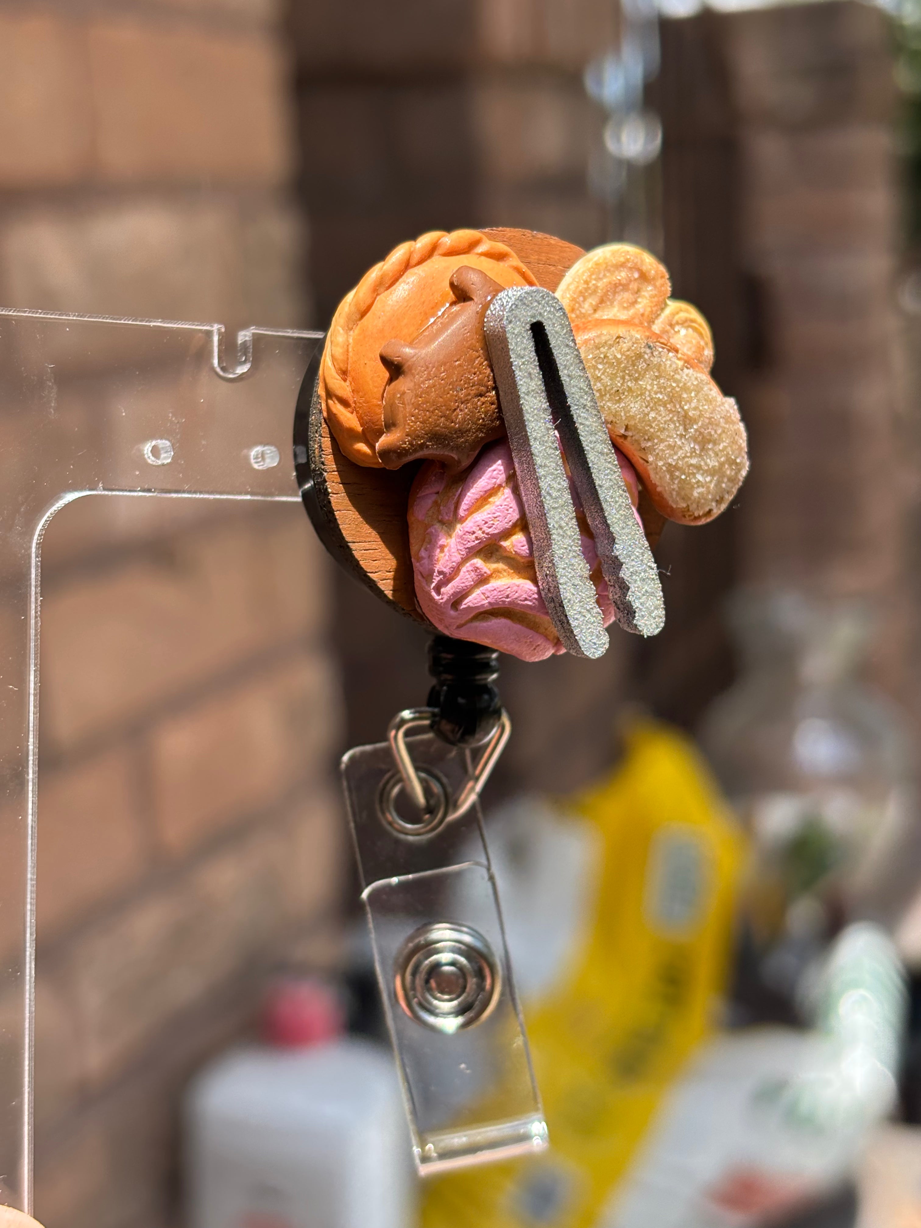 Pan Dulce Tray with Tongs Badge Reel