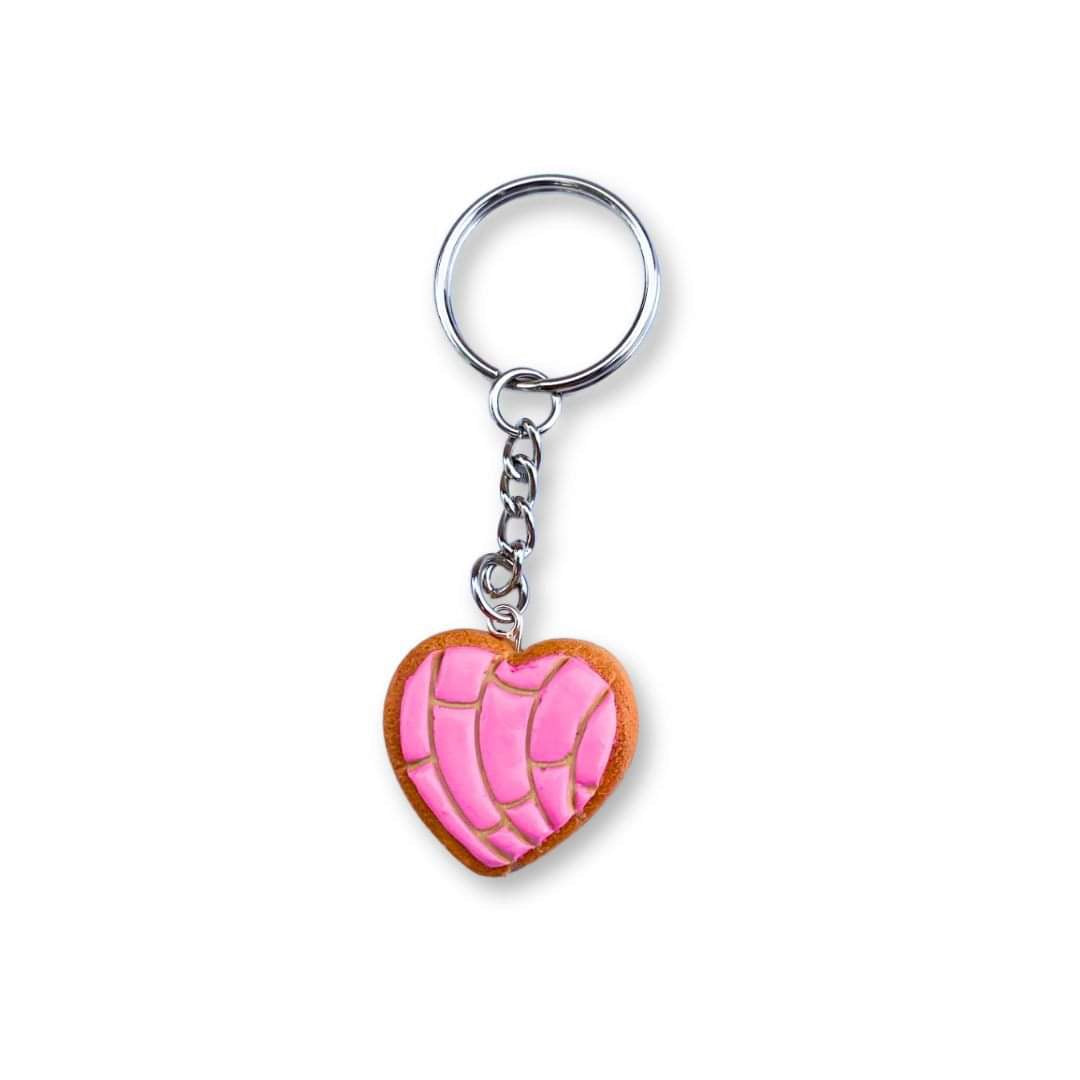 Concha Heart keychain – Me vale creations