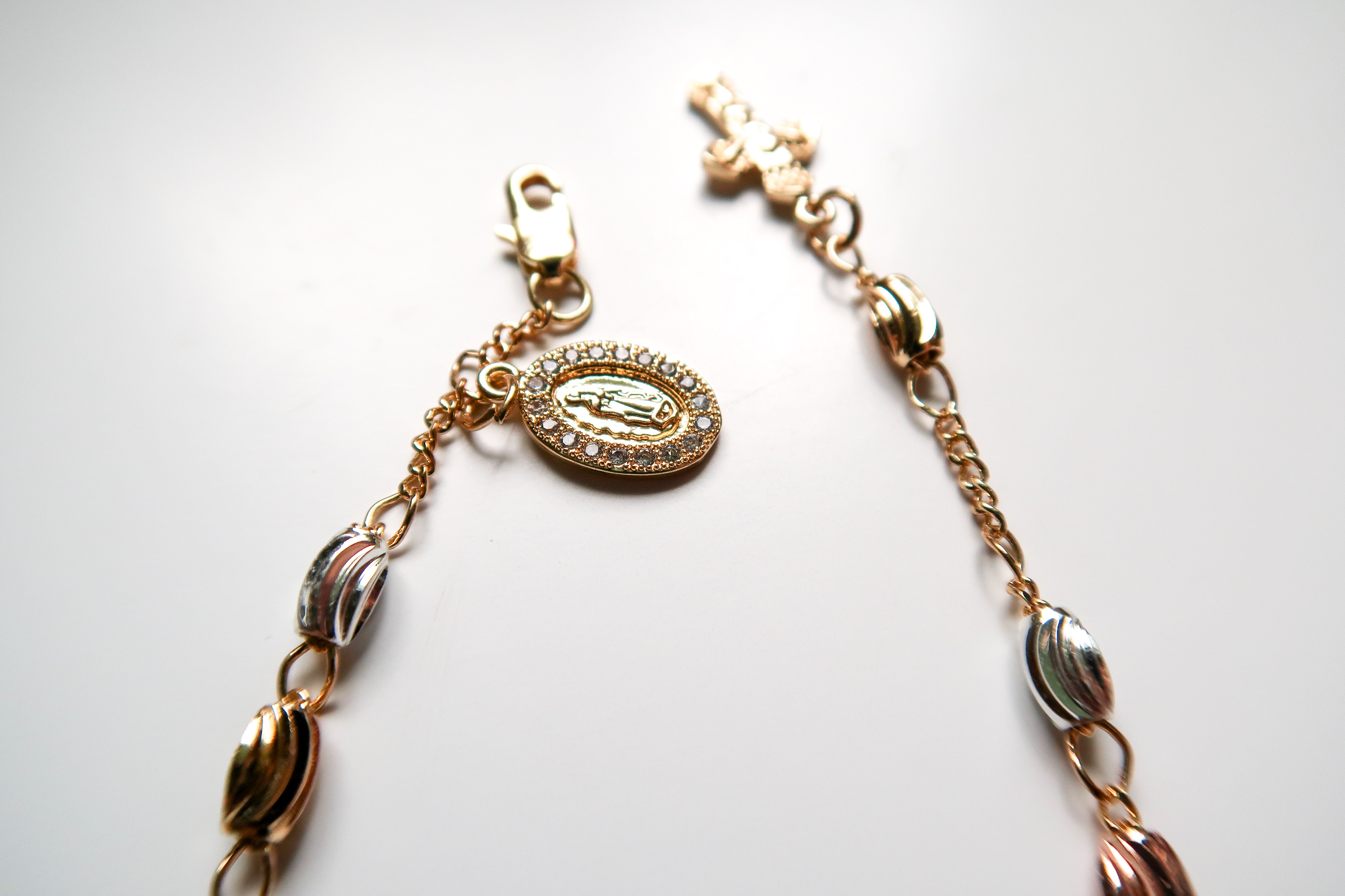 Bracelet Virgin Mary (oval beads)